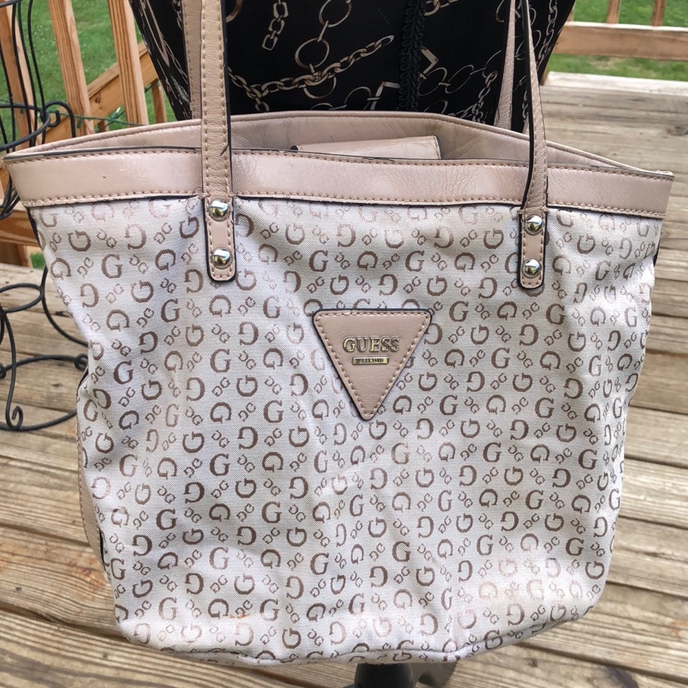 GUESS purse